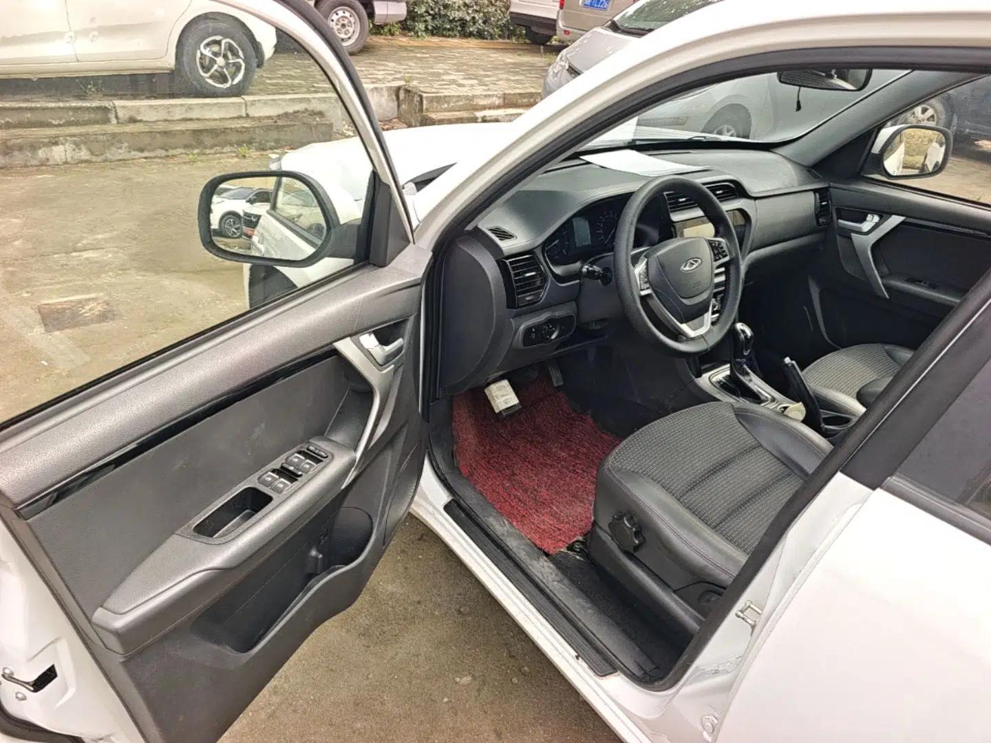 Chery Tiggo 3 2016 1.6L CVT ZhiShang Edition — миниатюра 19