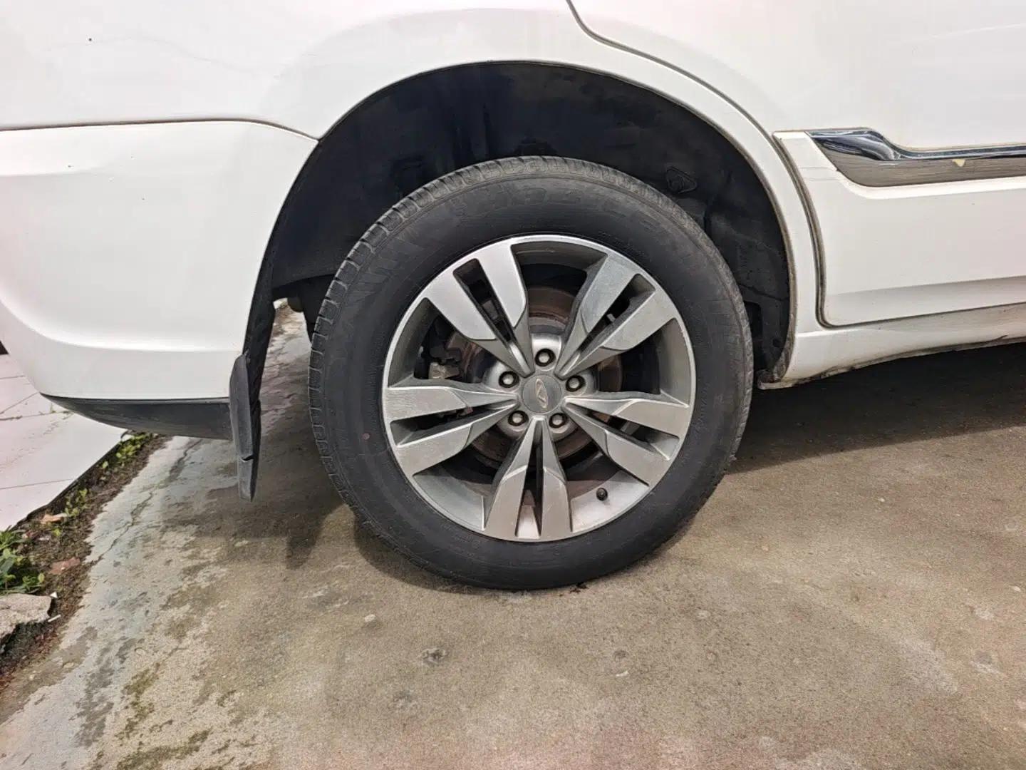 Chery Tiggo 3 2016 1.6L CVT ZhiShang Edition — миниатюра 10