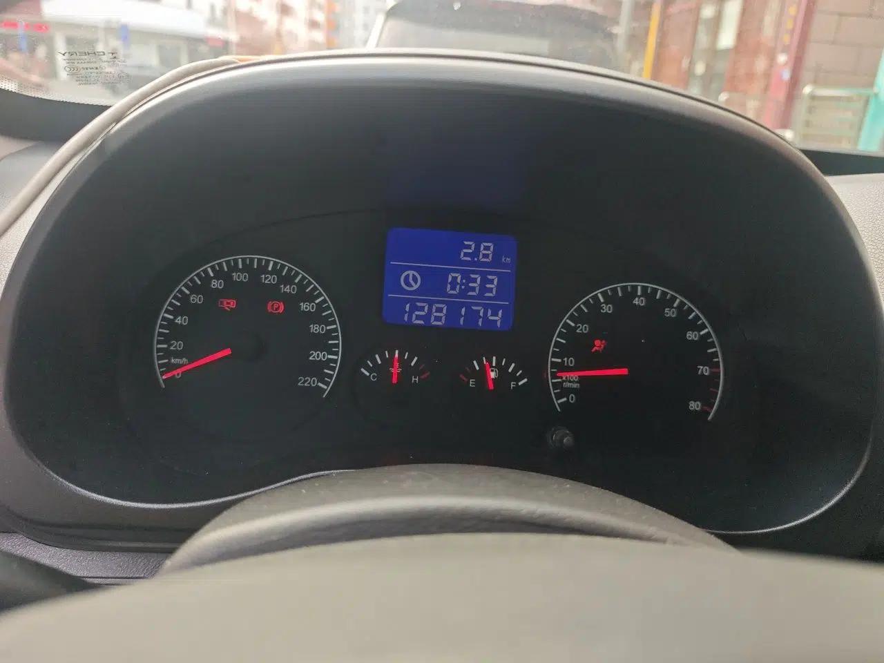Chery Tiggo 3 2015 1.6L Manual Zhishang Sport Edition — миниатюра 12