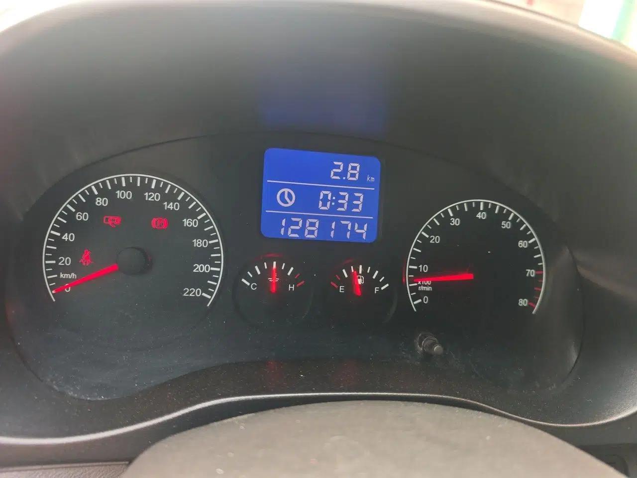 Chery Tiggo 3 2015 1.6L Manual Zhishang Sport Edition — миниатюра 13