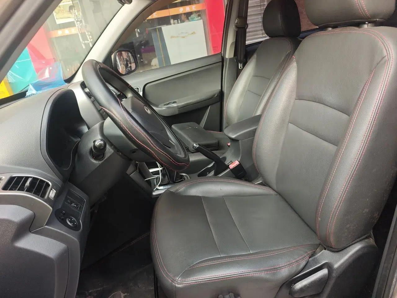 Chery Tiggo 3 2015 1.6L Manual Zhishang Sport Edition — миниатюра 16