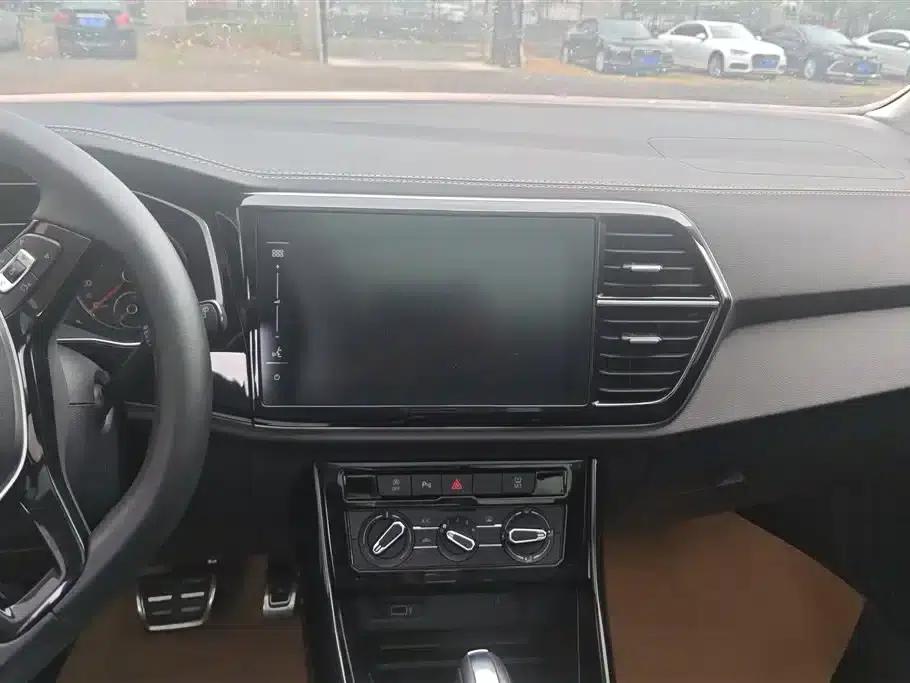 Jetta VS7 2024 280TSI Automatic Enjoy Edition — миниатюра 13