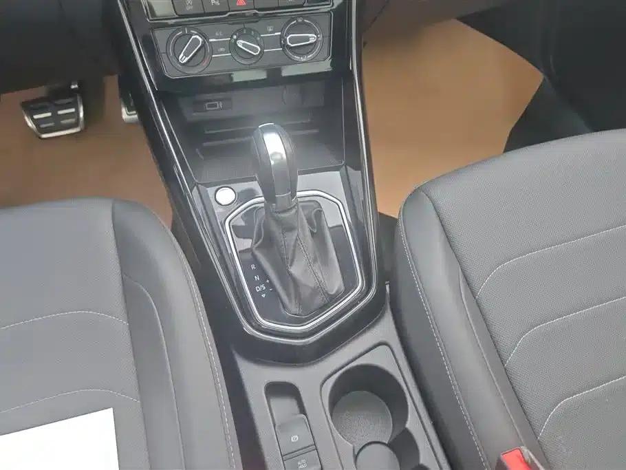 Jetta VS7 2024 280TSI Automatic Enjoy Edition — миниатюра 16