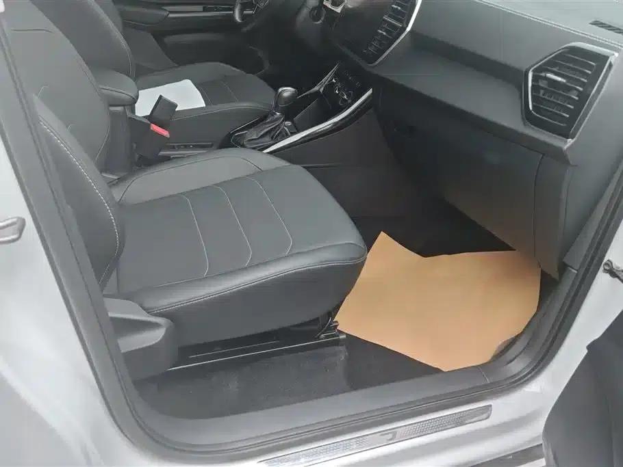 Jetta VS7 2024 280TSI Automatic Enjoy Edition — миниатюра 8