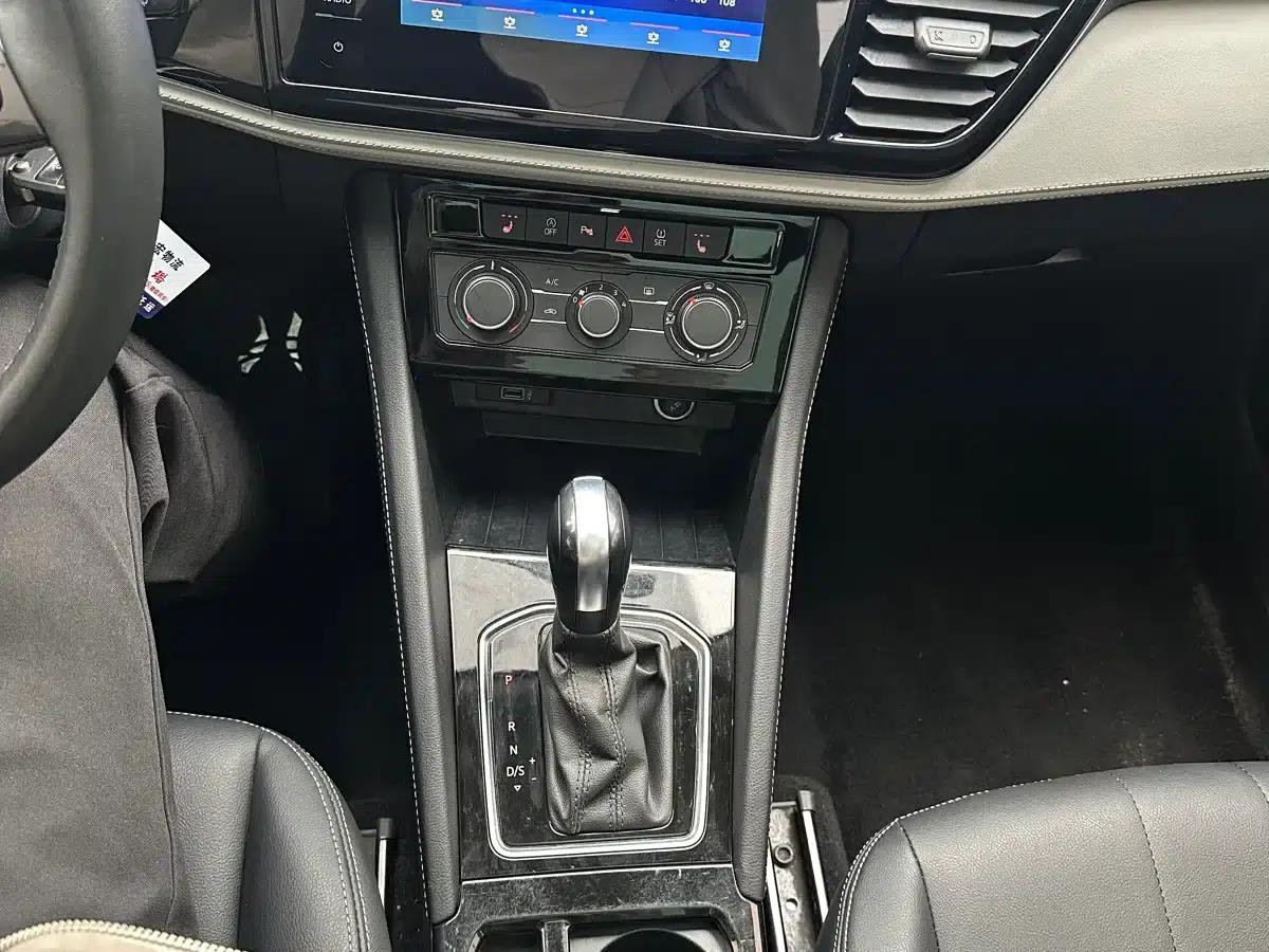 Jetta VS7 2023 280TSI Automatic Entry-Level Edition — миниатюра 14