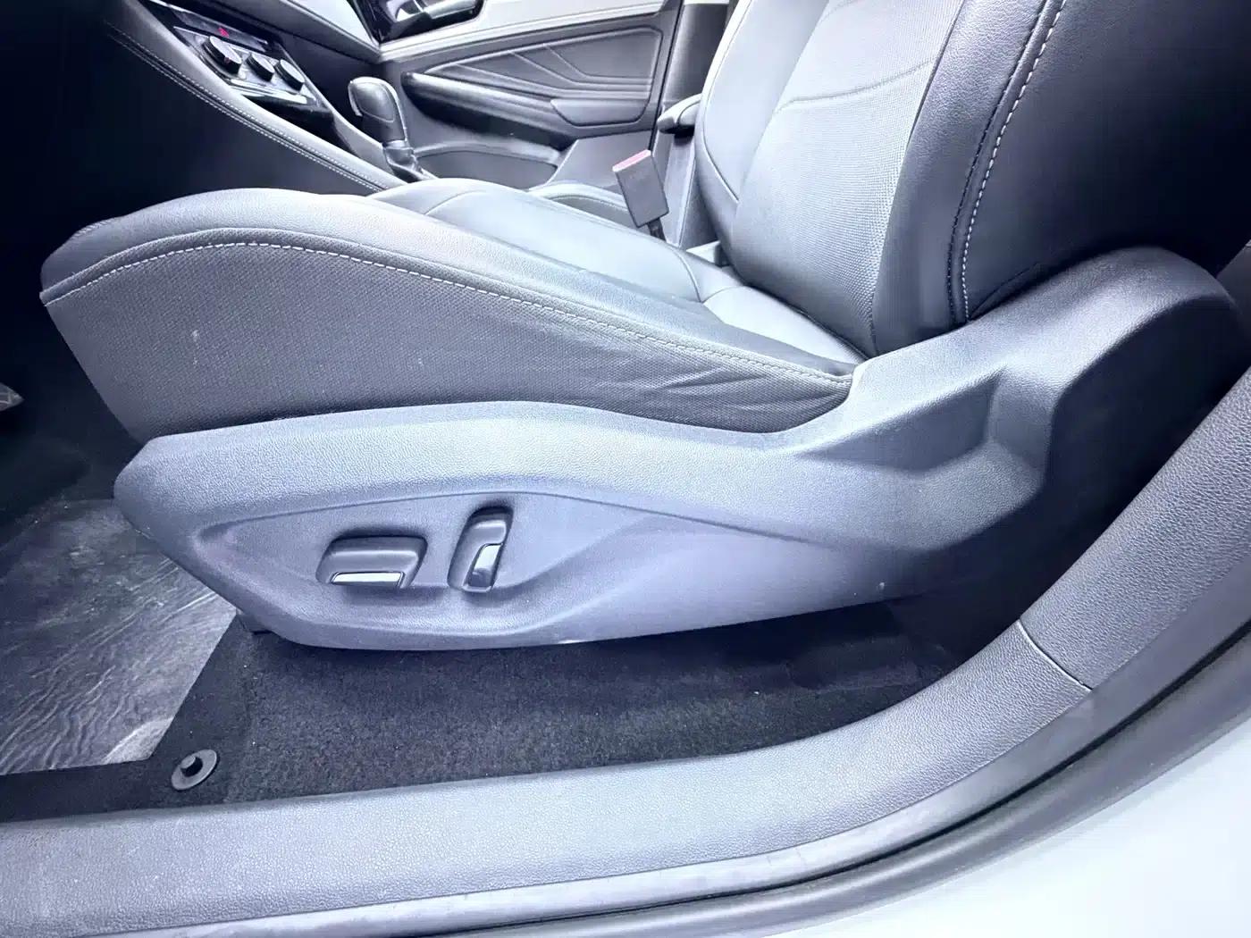 Jetta VS7 2023 280TSI Automatic Enjoy Edition — миниатюра 18