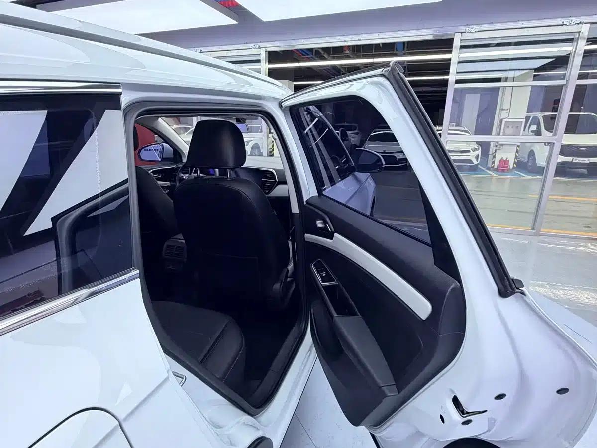 Jetta VS7 2023 280TSI Automatic Enjoy Edition — миниатюра 10
