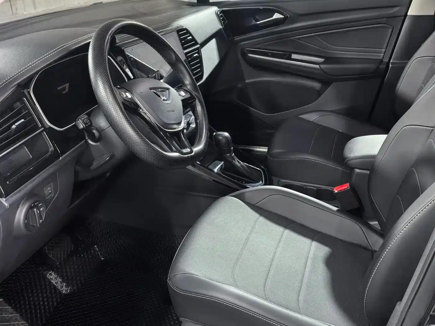 Jetta VS7 2022 Black Edition 1.4T Automatic Glory Pro — миниатюра 4