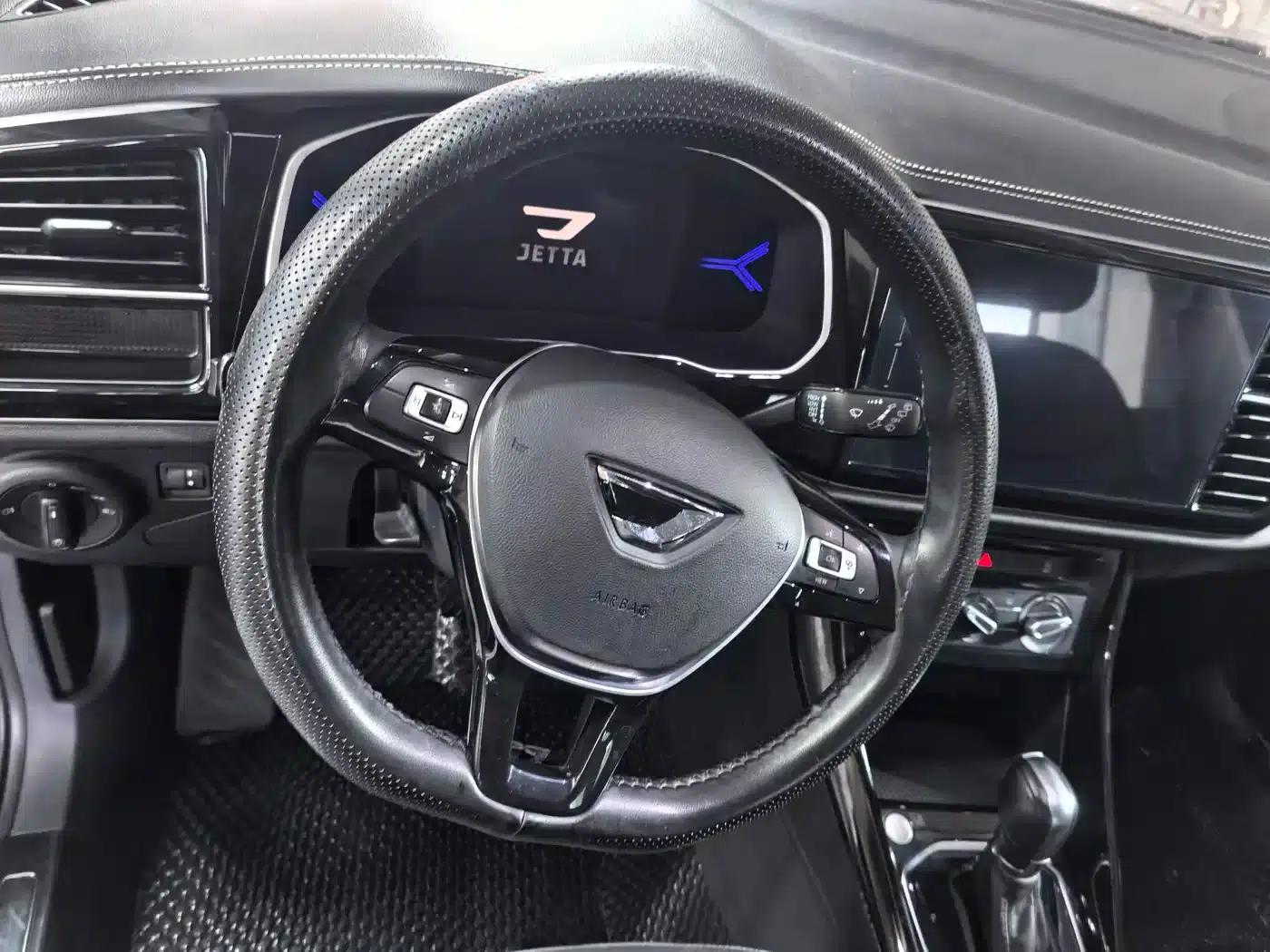 Jetta VS7 2022 Black Edition 1.4T Automatic Glory Pro — миниатюра 6