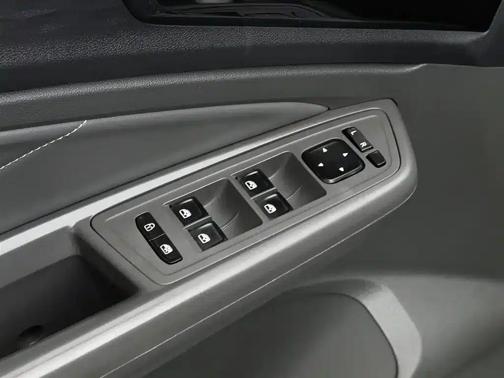 Jetta VS5 2021 280TSI Automatic Enjoyment Edition — миниатюра 9