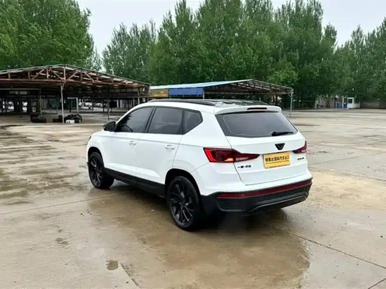 Jetta VS5 2022 280TSI Automatic High Gloss Enjoyment Edition — миниатюра 4