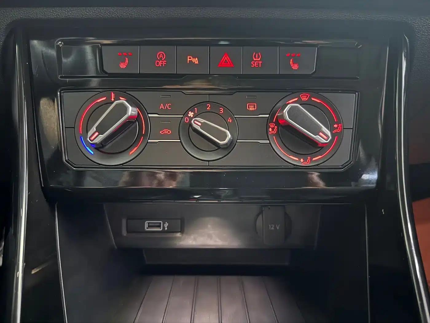Jetta VS5 2021 280TSI Automatic Enjoyment Edition — миниатюра 12