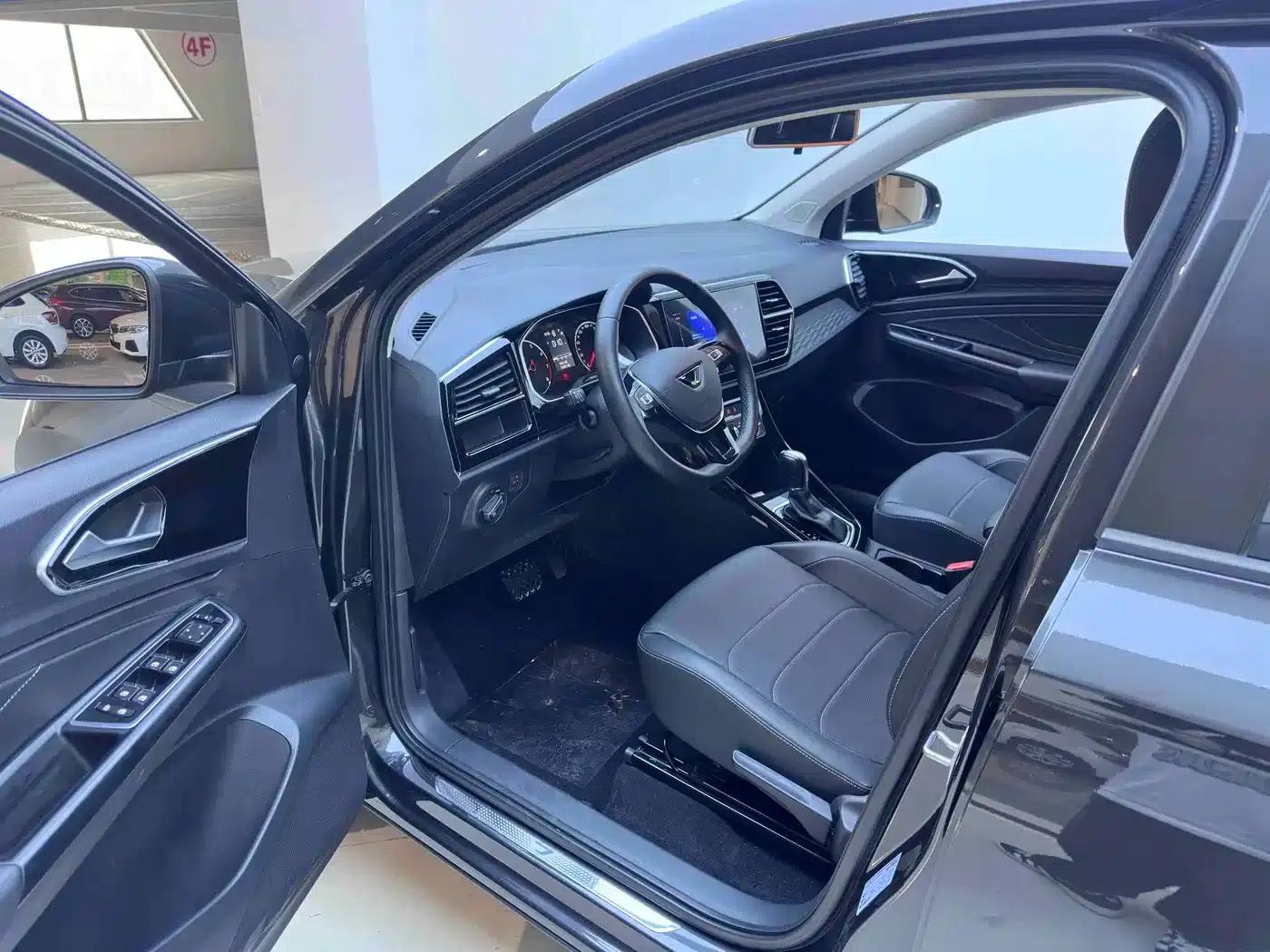 Jetta VS5 2022 280TSI Automatic Enjoyment Pro — миниатюра 11