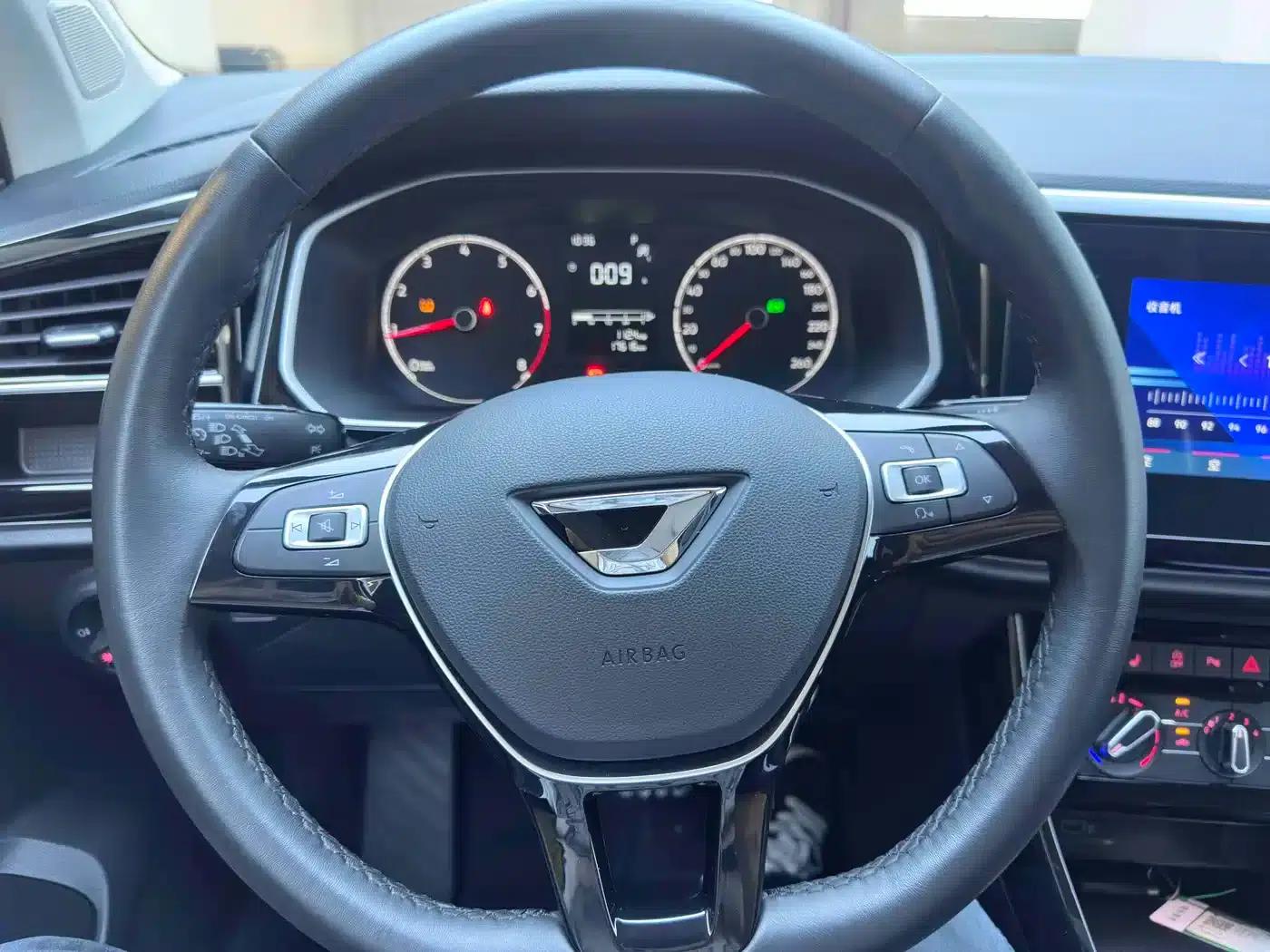 Jetta VS5 2022 280TSI Automatic Enjoyment Pro — миниатюра 14