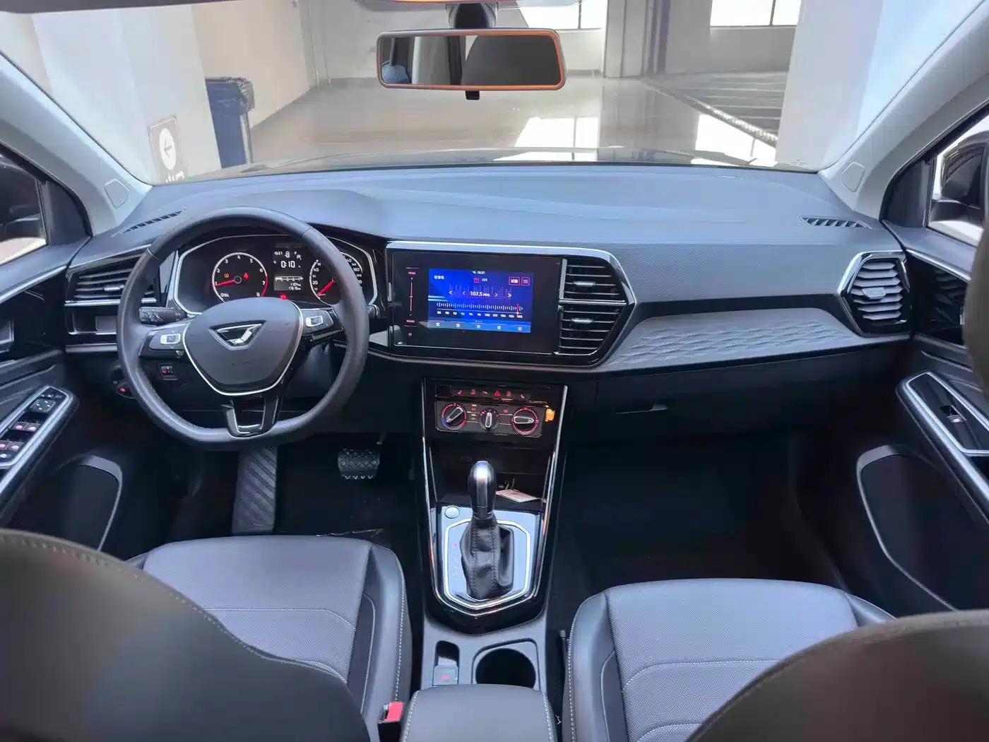 Jetta VS5 2022 280TSI Automatic Enjoyment Pro — миниатюра 18