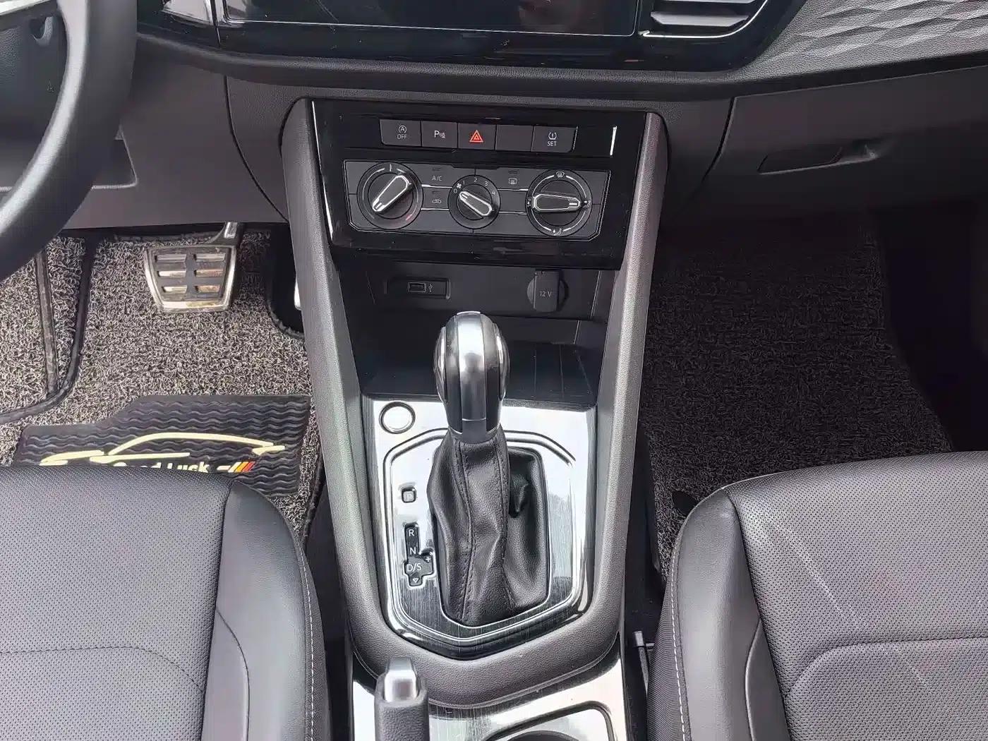 Jetta VS5 2021 280TSI Automatic Enjoyment Edition — миниатюра 12