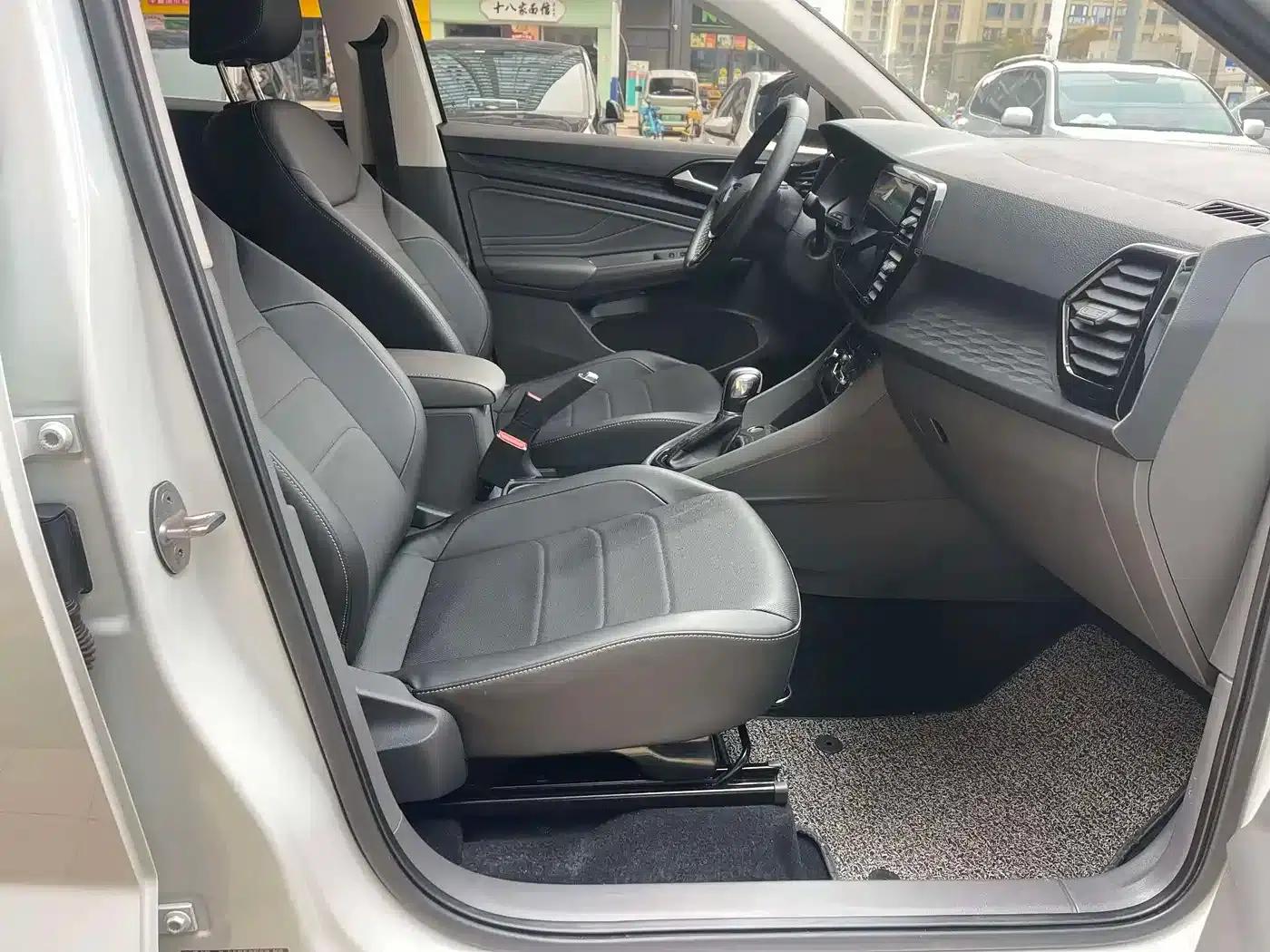 Jetta VS5 2021 280TSI Automatic Enjoyment Edition — миниатюра 6
