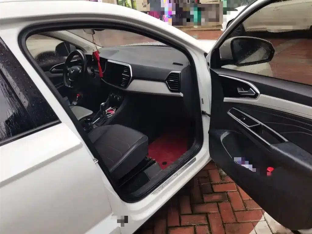 Jetta VS5 2022 280TSI Automatic Enjoyment Edition — миниатюра 20