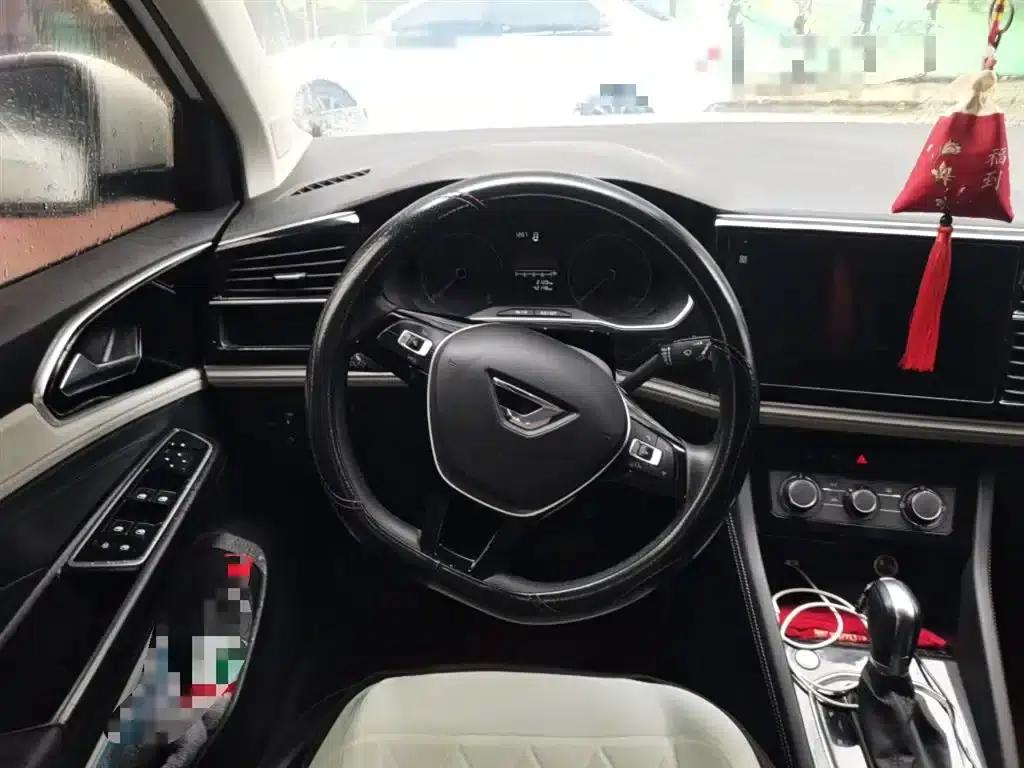 Jetta VS5 2022 280TSI Automatic Enjoyment Edition — миниатюра 3