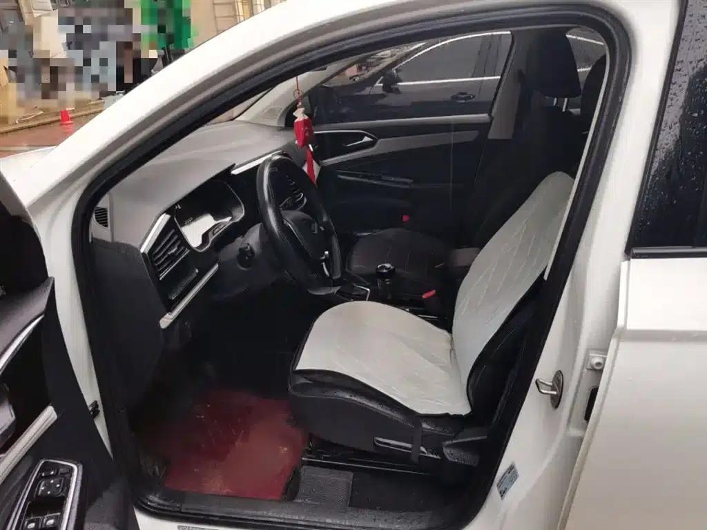 Jetta VS5 2022 280TSI Automatic Enjoyment Edition — миниатюра 8