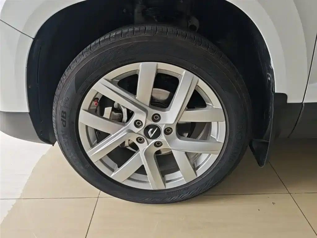 Jetta VS5 2020 280TSI Automatic 30th Anniversary Edition — миниатюра 23