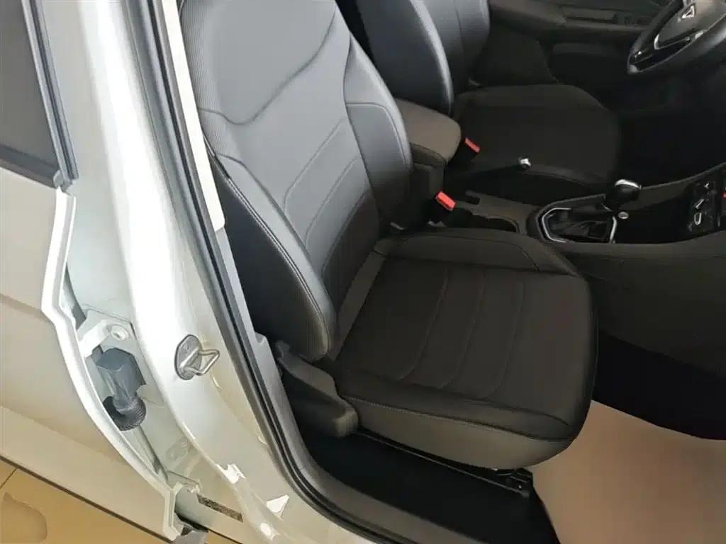 Jetta VS5 2020 280TSI Automatic 30th Anniversary Edition — миниатюра 25