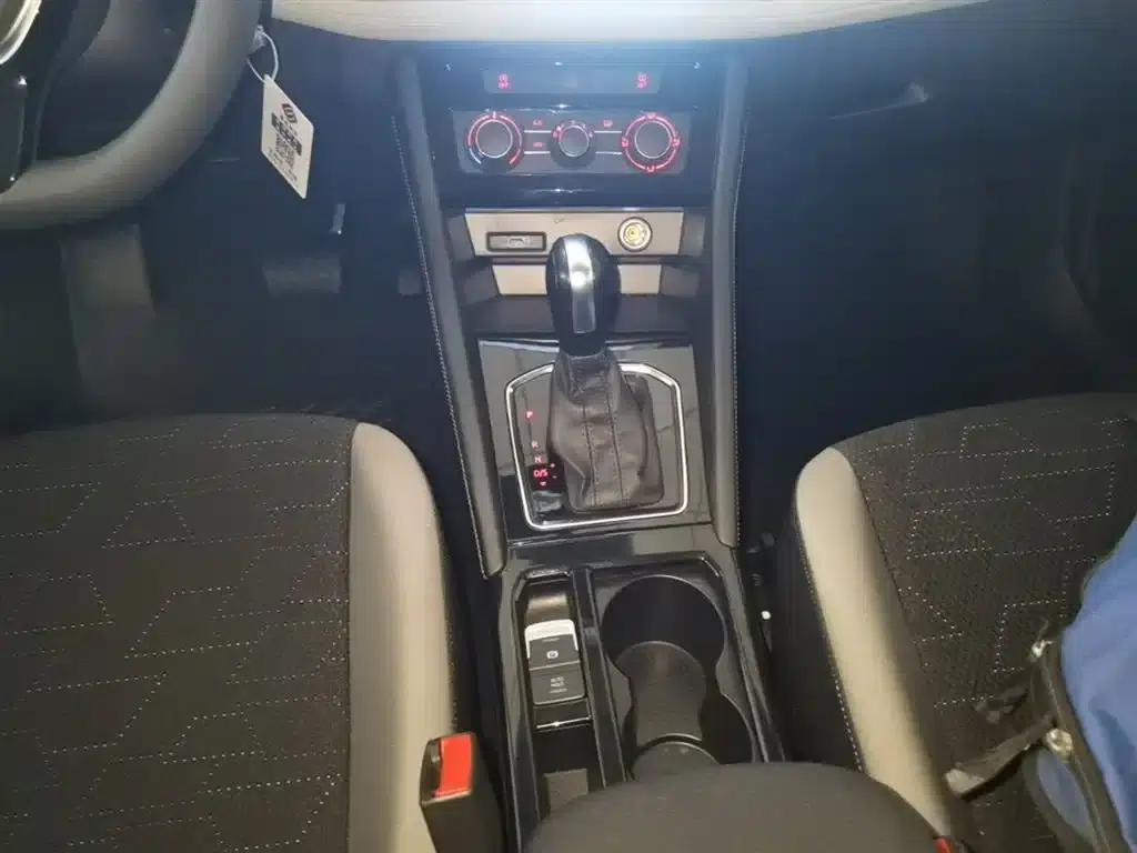 Jetta VS5 2022 280TSI Automatic Pro — миниатюра 14