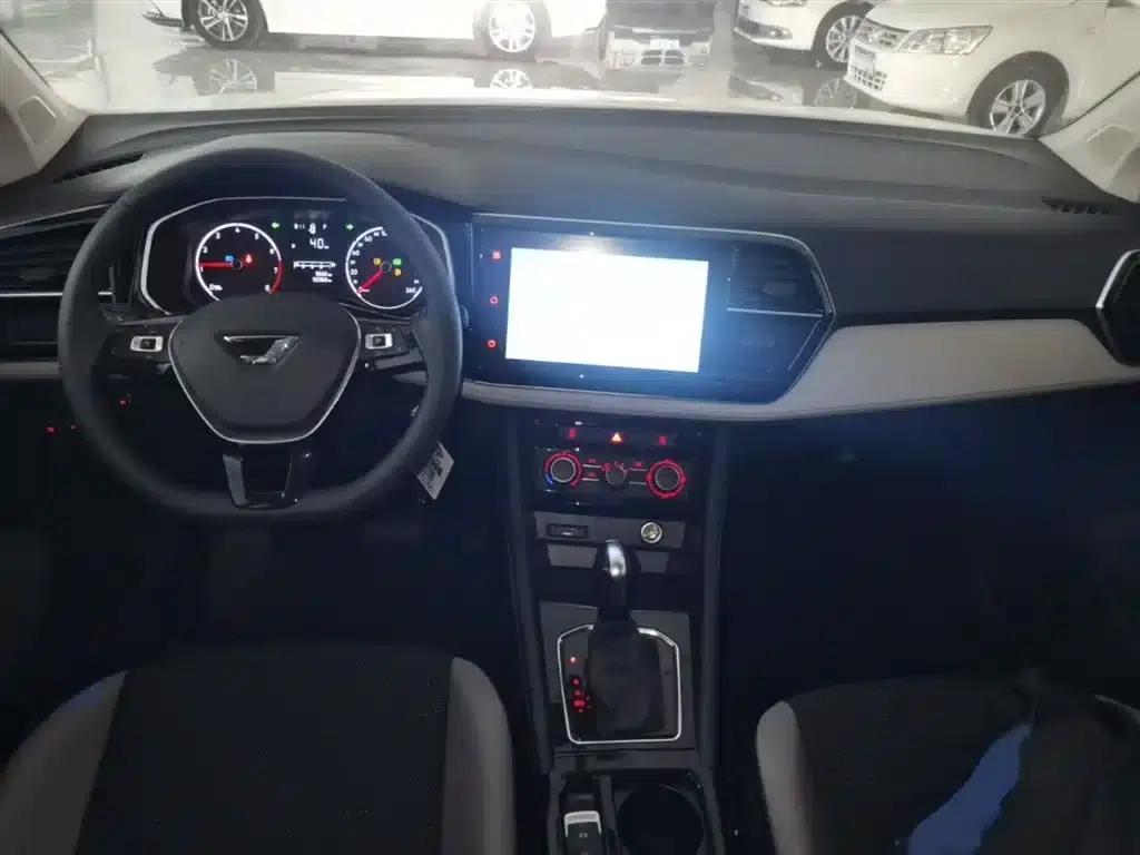 Jetta VS5 2022 280TSI Automatic Pro — миниатюра 10