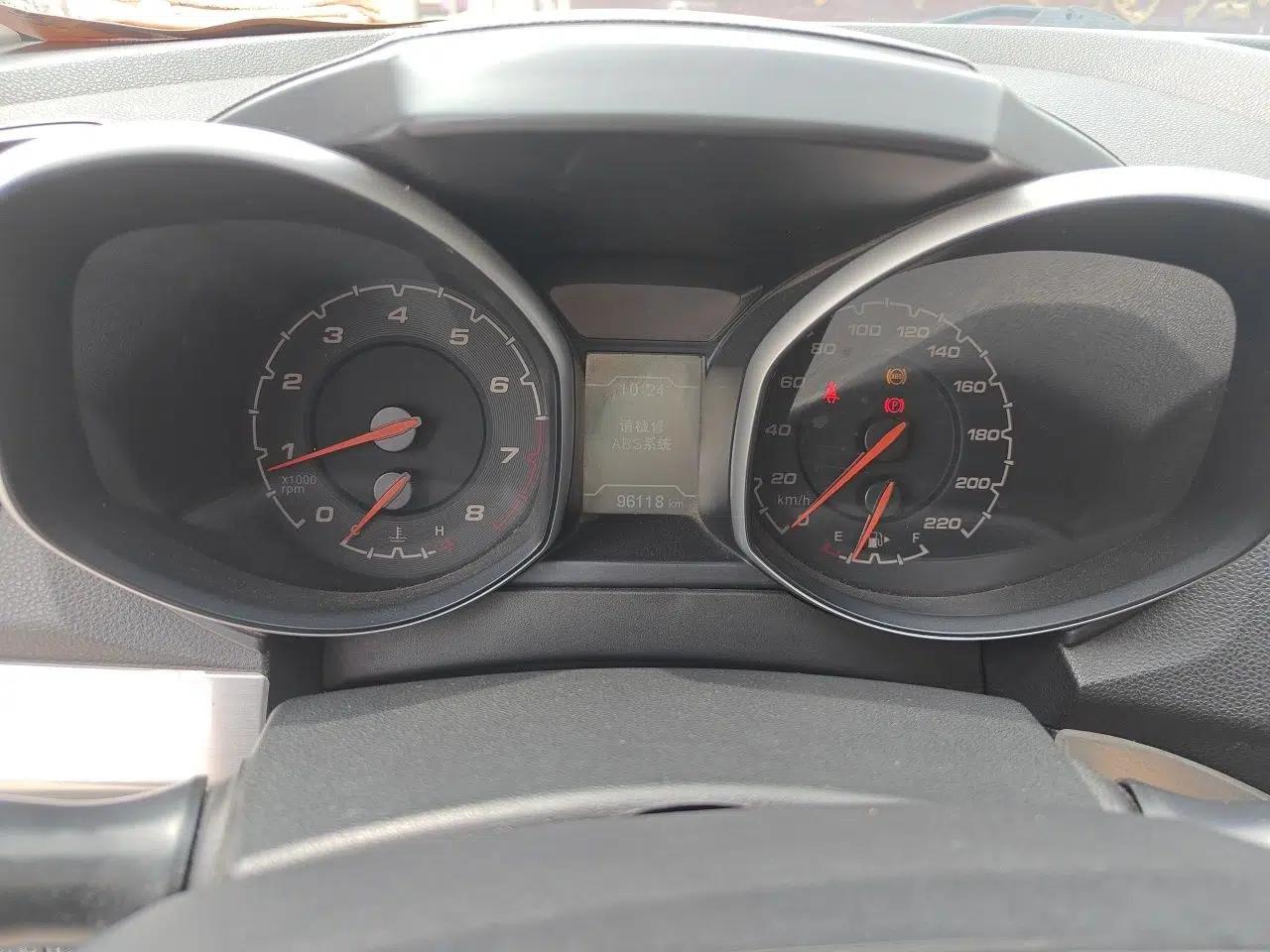 Chery Tiggo 5 2014 2.0L Manual Jia Yue Edition — миниатюра 12