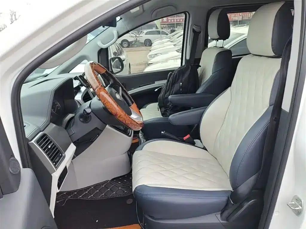 Refine M4 2021 2.0L Manual Business Edition — миниатюра 15