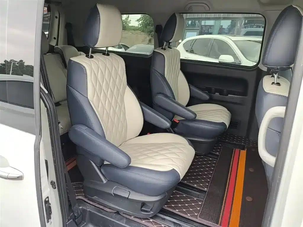 Refine M4 2021 2.0L Manual Business Edition — миниатюра 17