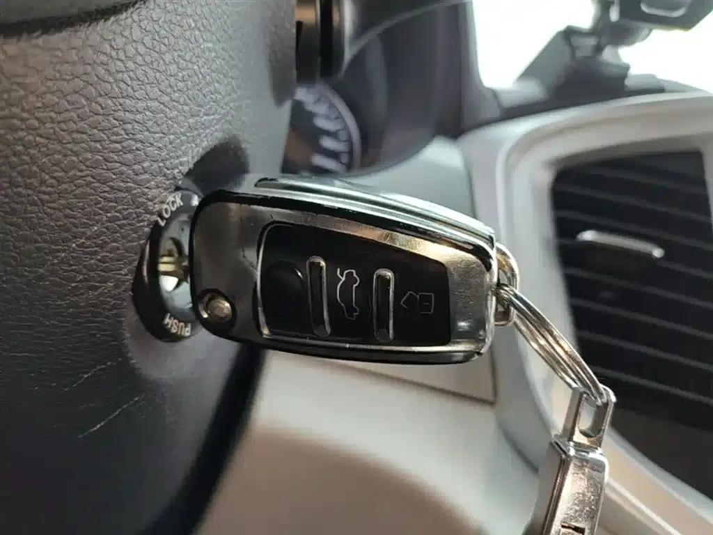 Refine M4 2021 2.0L Manual Business Edition — миниатюра 9