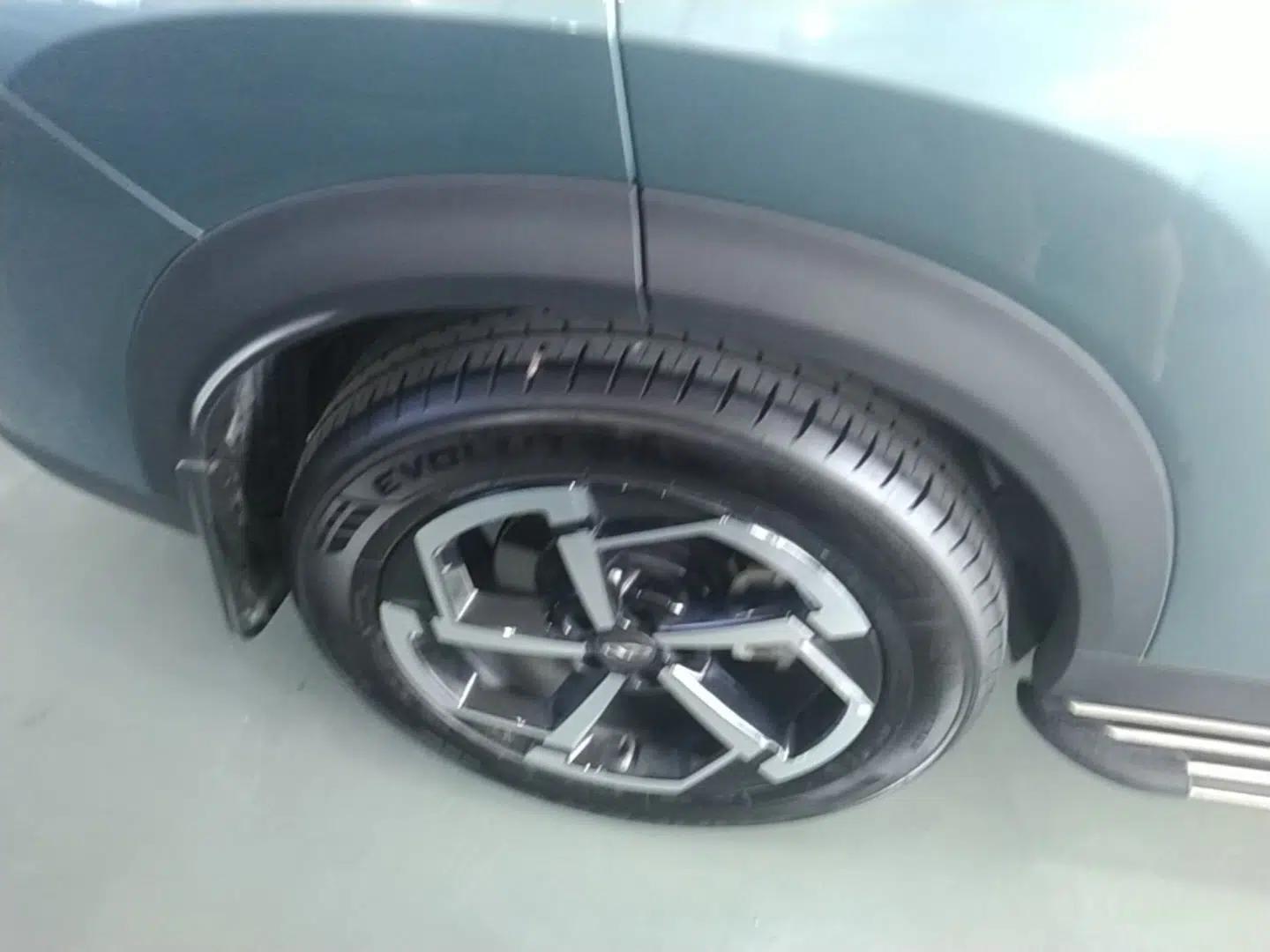 Chery Explore 06 2023 Urban Edition 1.6T Two-Wheel Drive Luxury — миниатюра 10