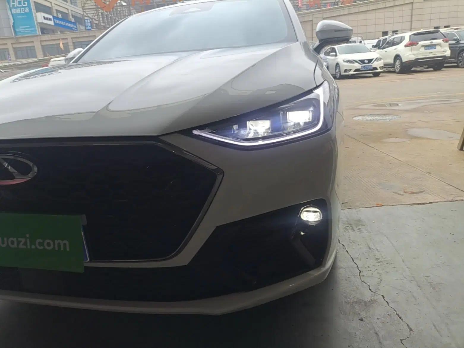 Chery Arrizo 8 PRO 2025 Model Pro 2.0T Prestige Version — миниатюра 9