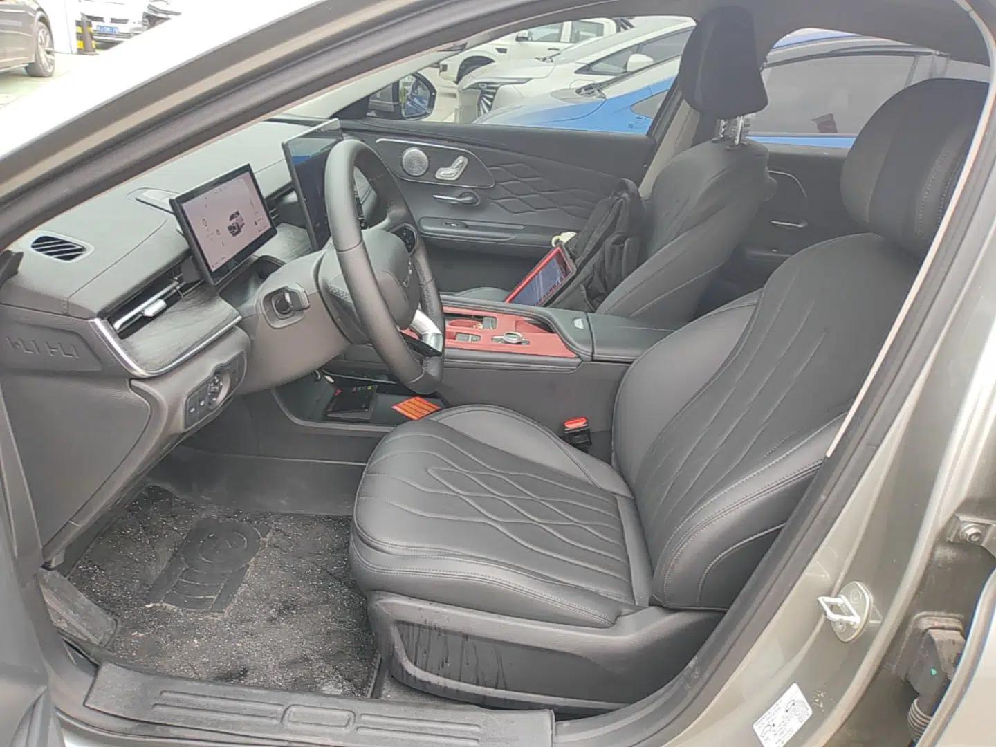 Chery Arrizo 8 PRO 2025 Pro 1.6T Comfort Version — миниатюра 18