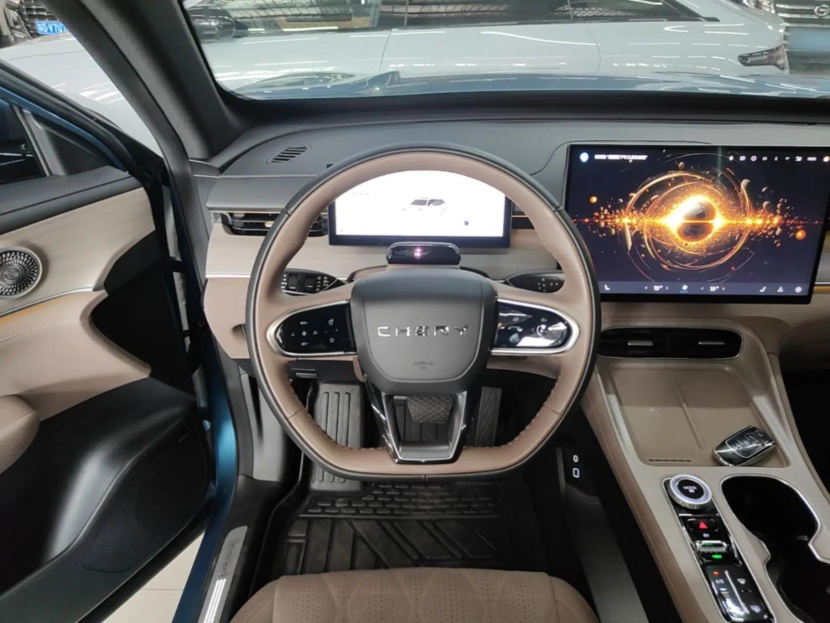 Chery Tiggo 8 PLUS C-DM 2025 1.5T 116 km Prestige Version 5 Seats — миниатюра 14