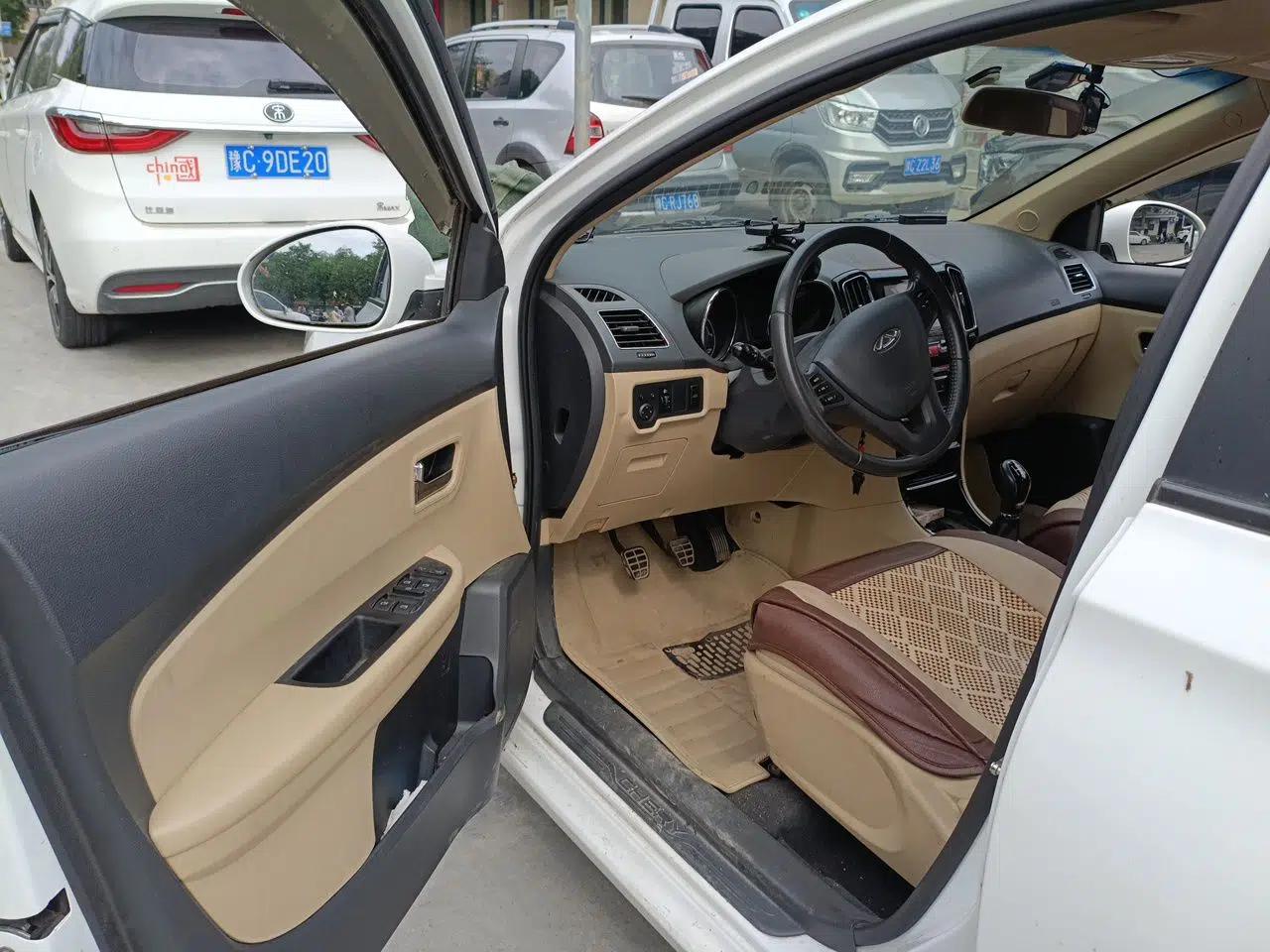 Chery E3 2015 1.5L Manual ZhiShang Model — миниатюра 17