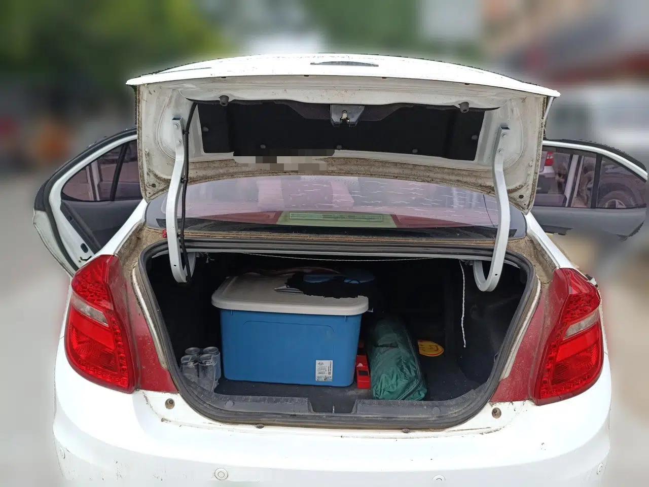 Chery E3 2015 1.5L Manual ZhiShang Model — миниатюра 20