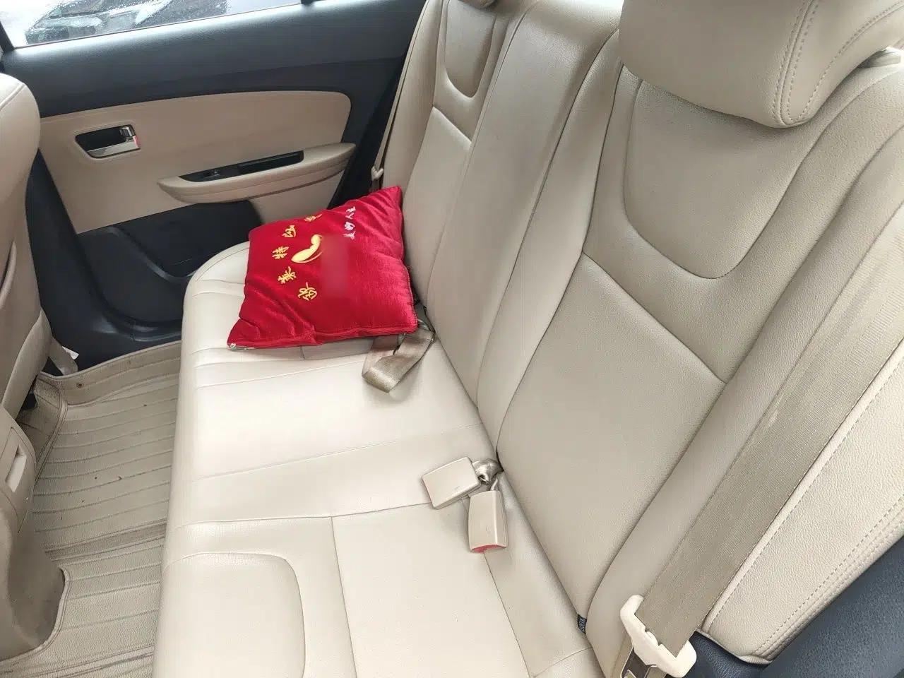 Chery E3 2013 1.5L Manual ZhiShang Model — миниатюра 18