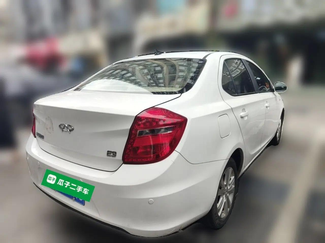 Chery E3 2013 1.5L Manual ZhiShang Model — миниатюра 6