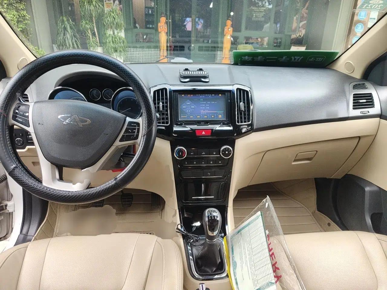 Chery E3 2013 1.5L Manual ZhiShang Model — миниатюра 10
