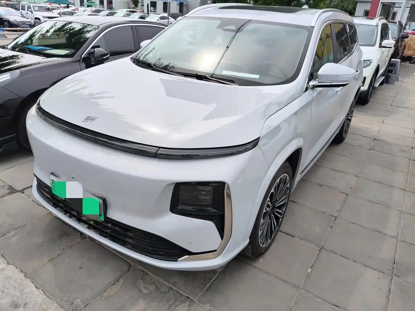 Jetour Mountain & Sea L9 2025 1.5TD 2DHT Flagship Edition 6-seater — миниатюра 1