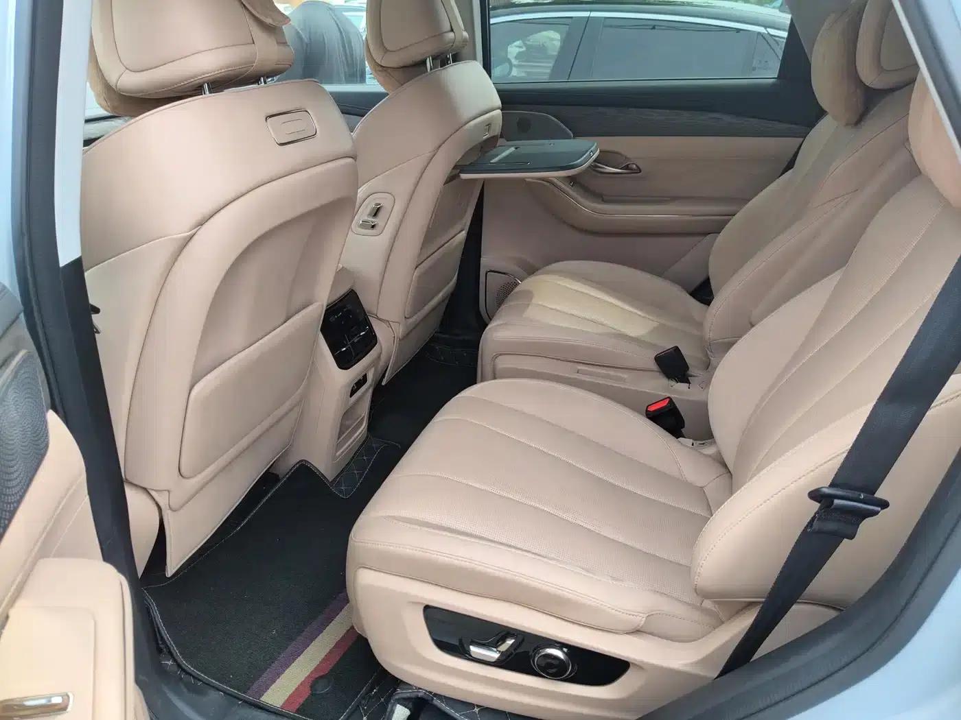 Jetour Mountain & Sea L9 2025 1.5TD 2DHT Flagship Edition 6-seater — миниатюра 12