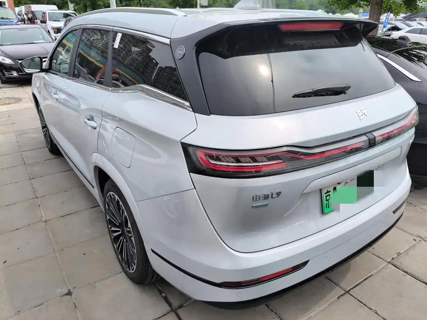 Jetour Mountain & Sea L9 2025 1.5TD 2DHT Flagship Edition 6-seater — миниатюра 17