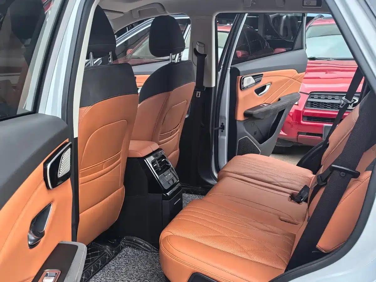 Jetour Mountain & Sea L7 2024 Model 1.5T 120km ULTRA 7-Seater — миниатюра 12