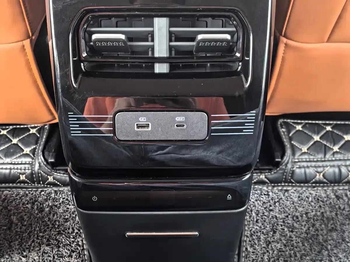 Jetour Mountain & Sea L7 2024 Model 1.5T 120km ULTRA 7-Seater — миниатюра 20