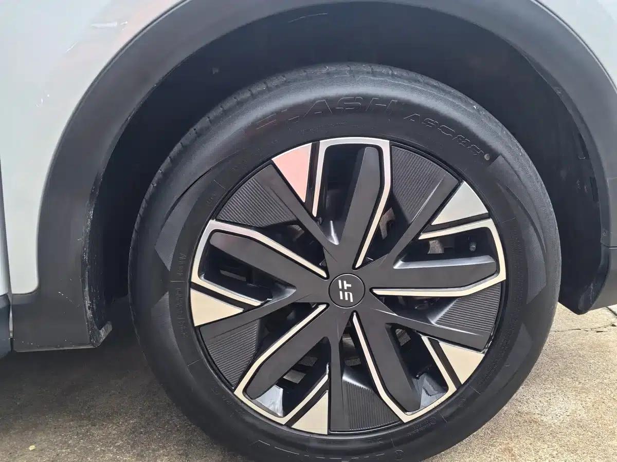 Jetour Mountain & Sea L7 2024 Model 1.5T 120km ULTRA 7-Seater — миниатюра 21