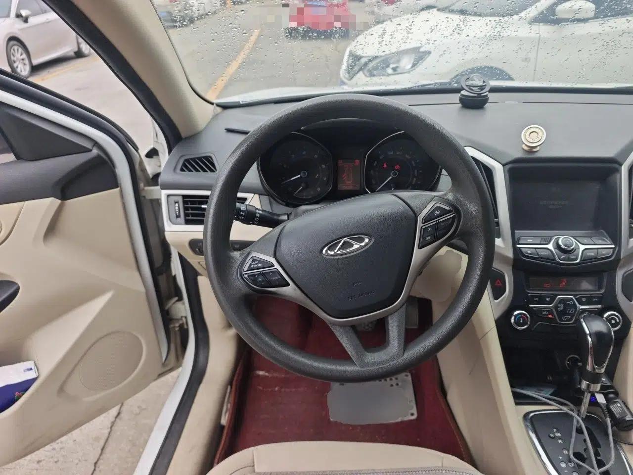 Chery Arrizo 7 2013 1.6L CVT ZhiShang Edition — миниатюра 11
