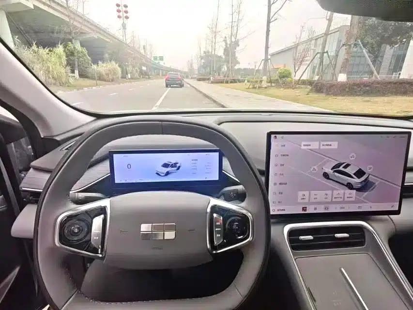 Galaxy L6 2025 EM-i 140km Starship Edition — миниатюра 8