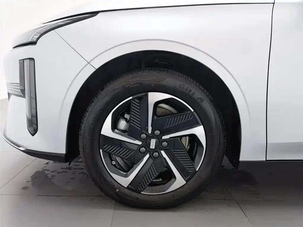 Galaxy L6 2025 EM-i 140km Explorer+ Edition — миниатюра 17
